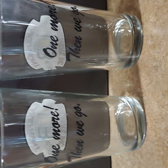 Set of 2 Lakefront Brewery. - Picture 4 of 4